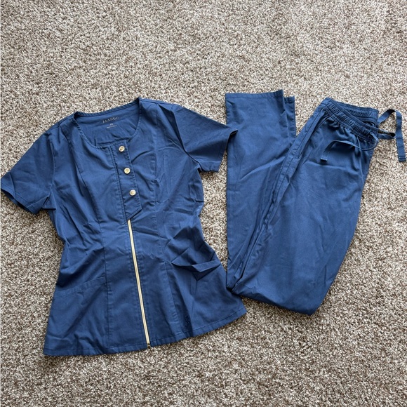 Jaanuu Other - *Damaged see description* Jaanuu Scrub Set